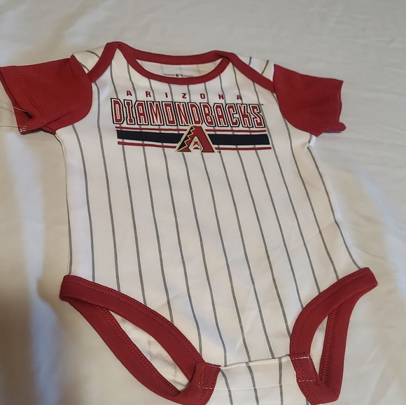Mlb arizona diamondbacks boys 3 pack bodysuit set size 0-3m. Nwt. - Picture 5 of 8